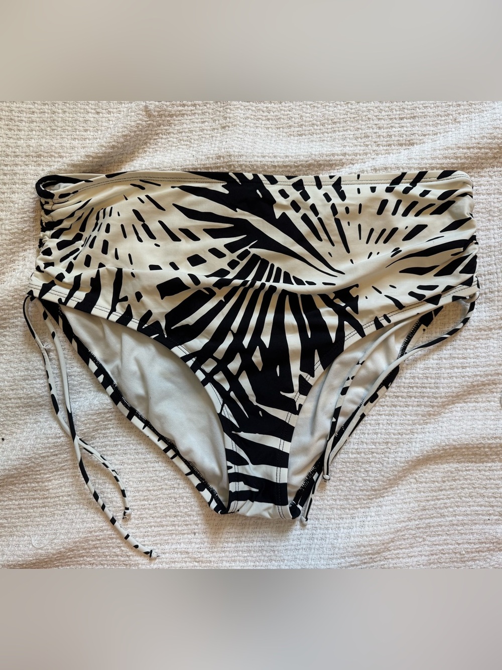 High-Waist Black & White Palm Print Bikini Bottoms